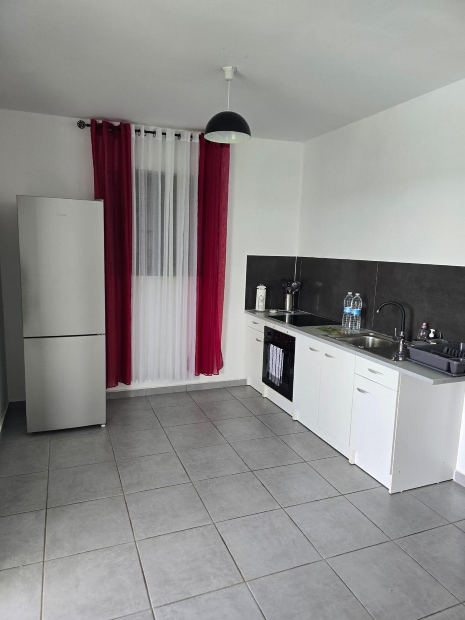 Maison Laurencia - Appartement De L'Etage Sainte-Anne  Εξωτερικό φωτογραφία