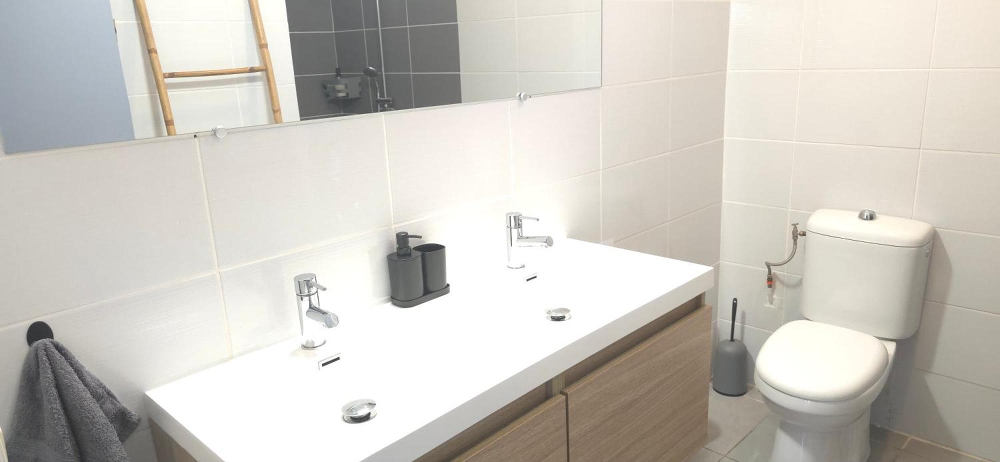 Maison Laurencia - Appartement De L'Etage Sainte-Anne  Εξωτερικό φωτογραφία