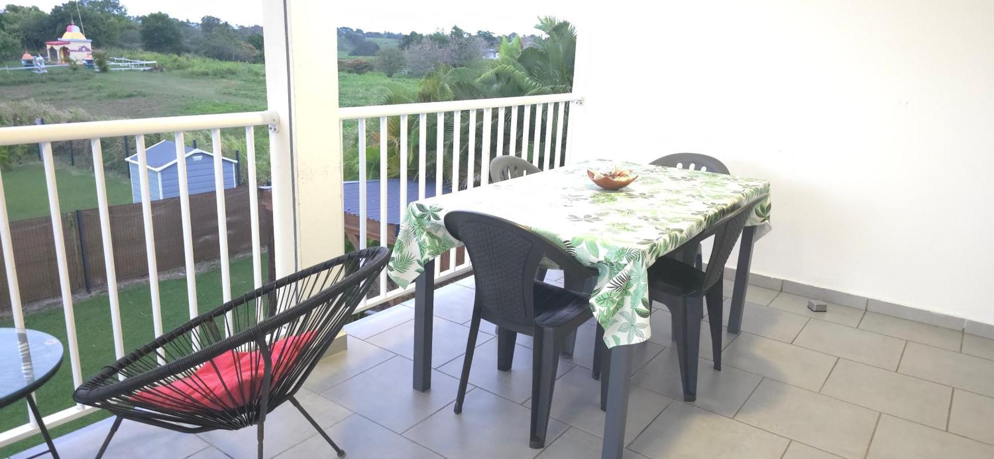 Maison Laurencia - Appartement De L'Etage Sainte-Anne  Εξωτερικό φωτογραφία